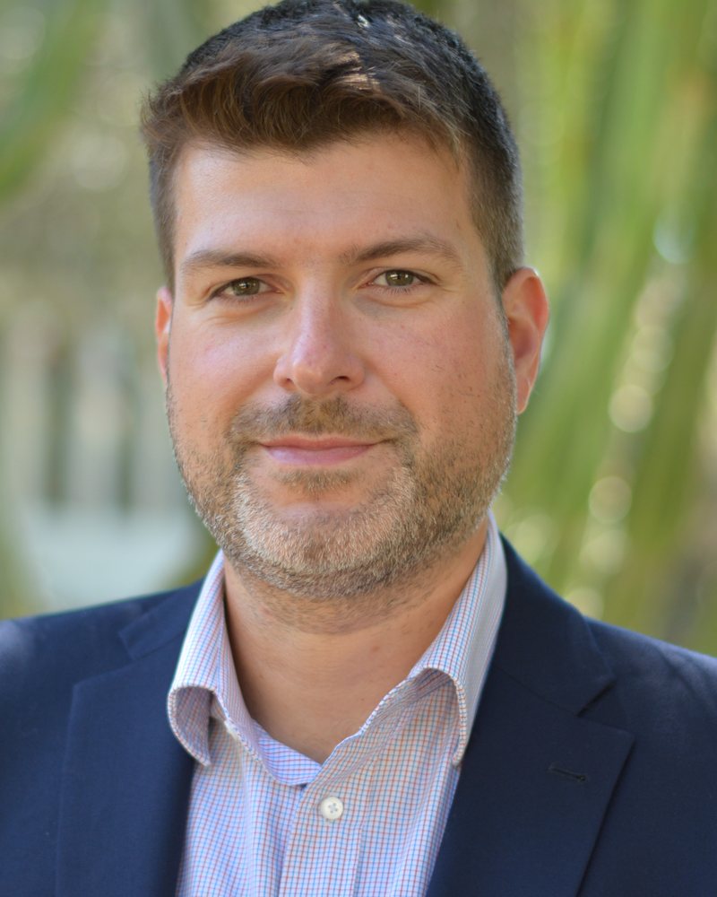 Dr. Brandon Mastromartino